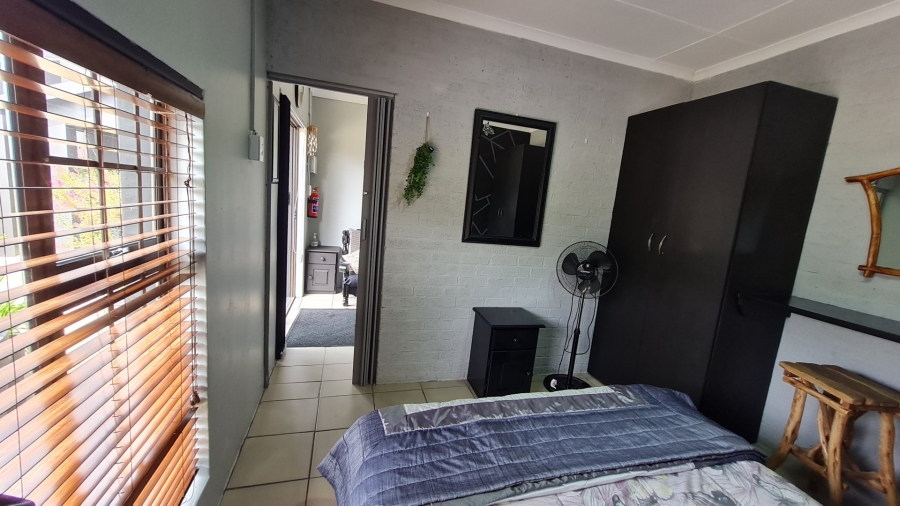 10 Bedroom Property for Sale in Dana Bay Western Cape